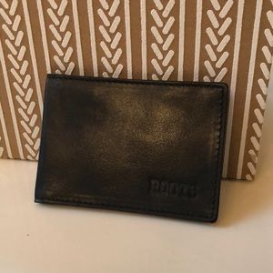 Roots Card holder
